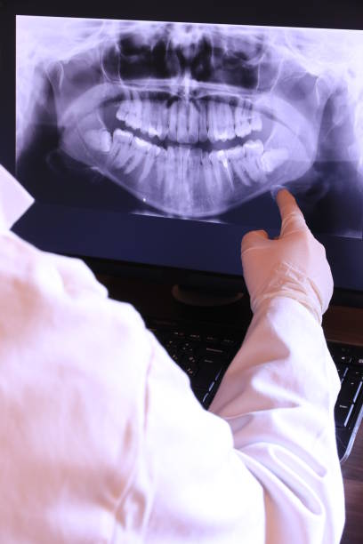 Best Broken or Cracked Tooth Emergency Dentist in Versailles, PA